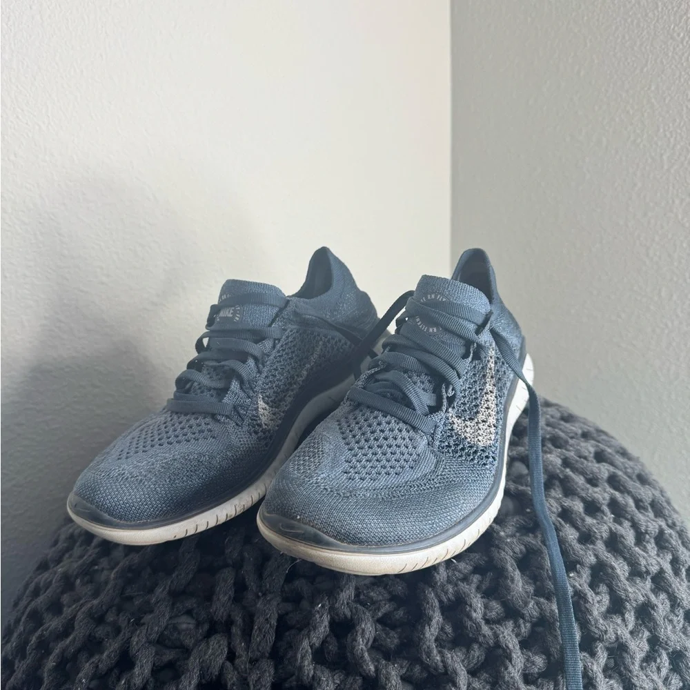 Nike Blue Knit Running Shoes - Picture 2 of 7